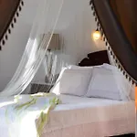 Sunrock Stelida (Naxos)