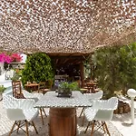 Sunrock Stelida (Naxos)