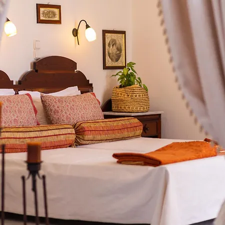 Sunrock Stelida (Naxos)